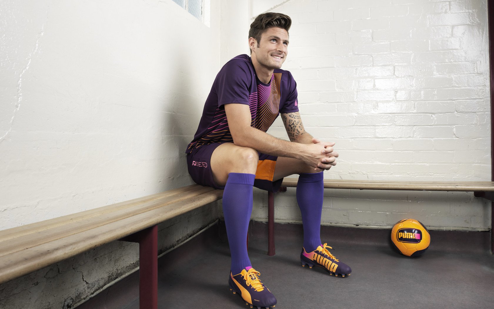 开云集团中国官网-东亚杯中国女足复仇 球员拼劲赢得掌声，中国女足冲击东京奥运